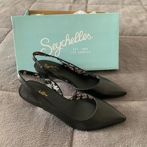 Seychelles Sling Back Kitten Heel